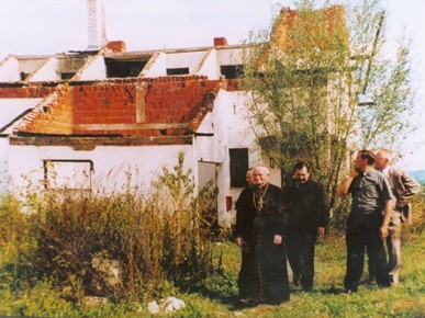 /A/Kuharić_/Kardinal Kuharić u Glini 1995 (7).jpeg