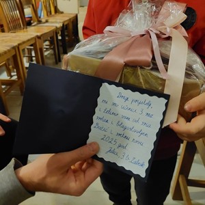 Provedena akcija “Božićna košarica” u Župi Zabok