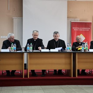 U Banjoj Luci počelo zajedničko zasjedanje biskupa BK BiH i HBK-a