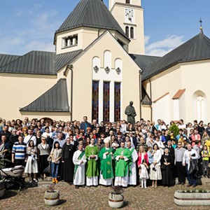 Hodočašće vjeroučitelja i odgojitelja/ica u vjeri Zagrebačke nadbiskupije u Krašić