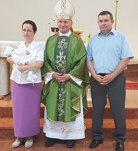 Biskup Pozaić krstio sedmo dijete obitelji Pavliš