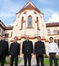 Zagrebačka nadbiskupija postaje bogatija za osmoricu novih svećenika