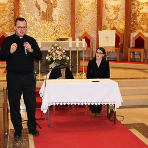 Vlč. Jakov Rađa, povjerenik za pastoral duhovnih zvanja i promicatelj kršćanskih poziva Nadbiskupije, u Sesvetskim Selima