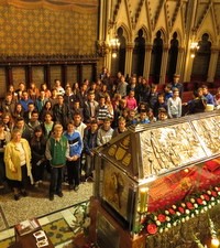 Krizmanici župe Retkovec hodočastili na grob bl. Alojzija Stepinca