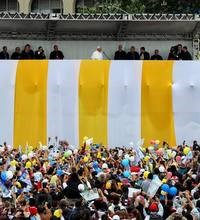 Papa uputio poruku protiv korupcije i za socijalnu uključenost