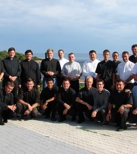 Svećeništvo je dar Božji u Crkvi i po Crkvi