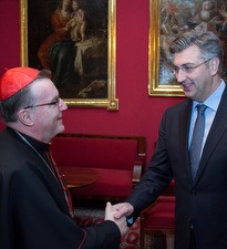 Predsjednik Vlade Republike Hrvatske čestitao imendan kardinalu Bozaniću