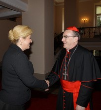 Predsjednica Republike Hrvatske čestitala imendan kardinalu Bozaniću