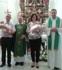 Krštenje četvrtog i petog djeteta u obitelji Sertić