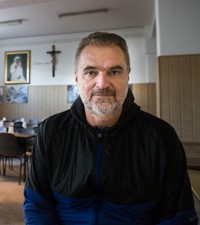 Upoznajte Davora Mikšeca – Zagrepčanina koji svakodnevno služi siromašnima