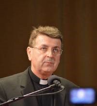 Hijerarhijska struktura Crkve u dijalogu i suradnji