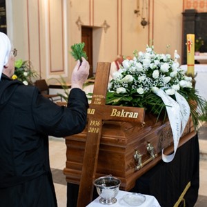 Biskup Šaško predvodio sprovodne obrede za preminulog vlč. Stjepana Bakrana