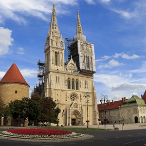 Kardinalov poziv na molitvu za Domovinu i obitelj