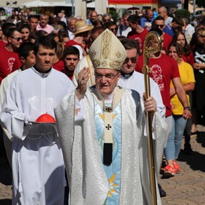 Kardinal Bozanić predvodio euharistijsko slavlje prigodom 287. zavjetnog hodočašća vjernika grada Zagreba i hodočašća mladih 