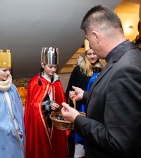 Pjevači Betlehemske zvijezde posjetili djelatnike NDS-a