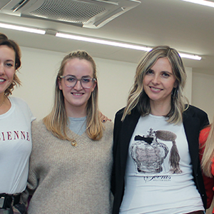 "Djevojke za djevojke"