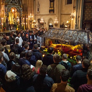 Kardinal Bozanić mladima: Učvrstimo vjeru, otvorimo se Isusu Kristu i molimo Boga da nam bude dobrostiv!