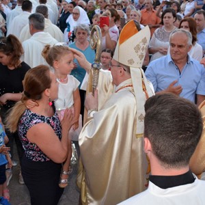 Kardinal Bozanić: Budimo oni koji će blagoslivljati