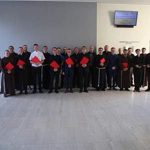 Dodjelom diploma đakonima o postignutoj svećeničkoj spremi završena Đakonska pastoralna godina