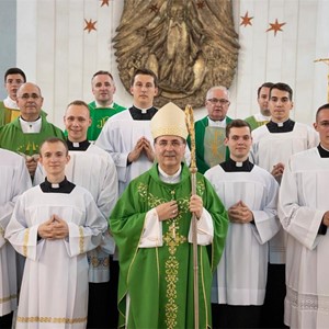 Osmorica bogoslova Zagrebačke nadbiskupije primljena među kandidate za sveti red