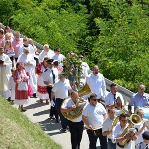 Župno proštenje i šesto Zavjetno hodočašće kuburaša Majci Božjoj Vinagorskoj