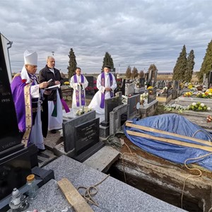 Biskup Gorski predvodio misu zadušnicu i sprovodne obrede za preminulog vlč. Vinka Kanižaja