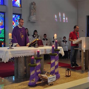 Betlehemsko svjetlo stiglo u Župu Krista Kralja u Domaslovcu