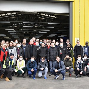 Sjemeništarci i odgojitelji Međubiskupijskog sjemeništa u Zagrebu na ispomoći Caritasu Sisačke biskupije