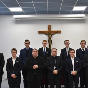 Biskup Radoš pohodio sjemeništarce na Šalati  