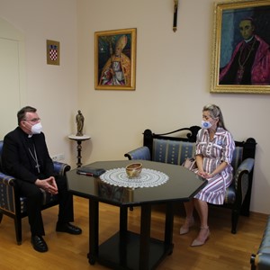 Kardinal Bozanić primio zamjenicu Ravnatelja Hrvatskog zavoda za javno zdravstvo