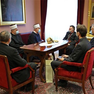 Kardinal Josip Bozanić primio reisul-ulema Islamske zajednice u BiH Huseina ef. Kavazovića i muftiju Hasanovića