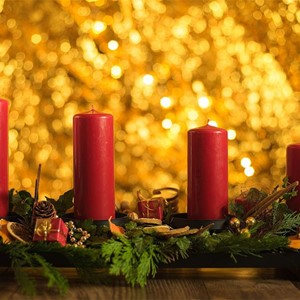 Blagoslov adventskog vijenca i paljenje prve svijeće