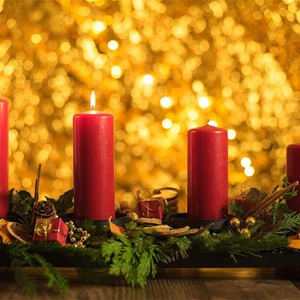 Obred paljenja druge svijeće na adventskom vijencu