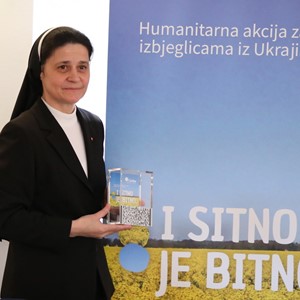 Caritas Zagrebačke nadbiskupije pokrenuo humanitarnu akciju za pomoć izbjeglicama iz Ukrajine