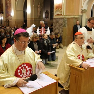 Kardinal Bozanić predvodio euharistijsko slavlje prigodom Čina posvete Bezgrješnom Srcu Marijinu