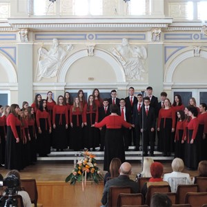 Mješoviti zbor Nadbiskupske klasične gimnazije osvojio drugo mjesto i Zlatnu plakatu na 65. glazbenim svečanostima hrvatske mladeži