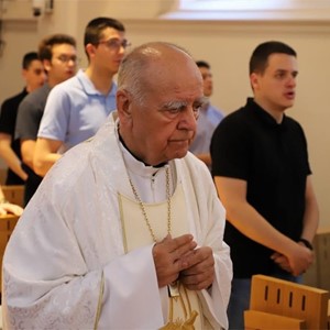 Biskup Ratko Perić slavio misu u zagrebačkoj Bogosloviji