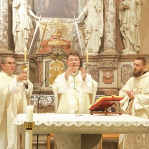 Na zagrebačkom Ksaveru održano „Bdjenje ususret Pedesetnici“