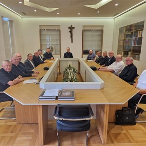 Nadbiskup Kutleša susreo se s članovima kanoničkog zbora Prvostolnog kaptola zagrebačkog