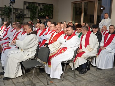 /A/2024/11/C/Nadbiskup Kutleša predvodio misno slavlje o 33. obljetnici Dana sjećanja na žrtvu Vukovara i sve žrtve Domovinskoga rata2024 (6).JPG