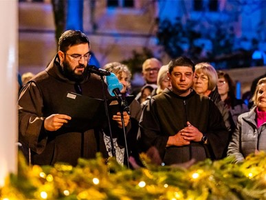 /A/2024/12/A/241130-1SvijecaAdventa (13).JPG