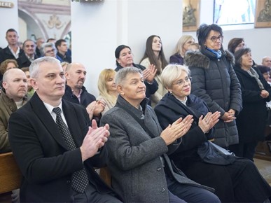 /A/2024/12/A/Biskup Gorski blagoslovio obnovljenu župnu crkvu u Donjoj Stubici (21).JPG