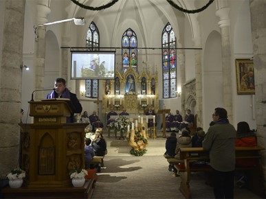 /A/2024/12/A/Biskup Gorski blagoslovio obnovljenu župnu crkvu u Donjoj Stubici (6).JPG