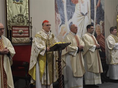 /A/2024/12/Kardinal Bozanić slavio misu bdjenja svetkovine Rođenja Gospodinova/Kardinal Bozanić slavio misu bdjenja svetkovine Rođenja Gospodinova (2).JPG