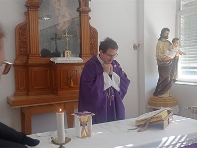 /A/2024/2/A/Održana korizmena duhovna obnova za djelatnike Nadbiskupske klasične gimnazije 240221 (3).jpg