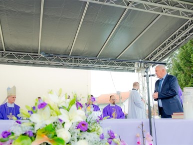 /A/2024/3/B/Nadbiskup Kutleša predslavio misu prigodom sredoposnog proštenja u Desincu2024 (2).jpeg