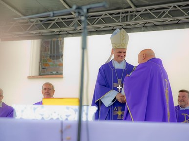 /A/2024/3/B/Nadbiskup Kutleša predslavio misu prigodom sredoposnog proštenja u Desincu2024 (3).jpeg