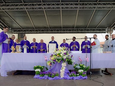 /A/2024/3/B/Nadbiskup Kutleša predslavio misu prigodom sredoposnog proštenja u Desincu2024 (6).jpeg