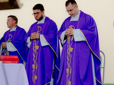 /A/2024/3/B/Nadbiskup Kutleša predslavio misu prigodom sredoposnog proštenja u Desincu2024 (7).jpeg