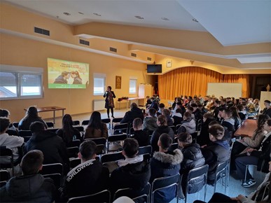 /A/2024/3/B/U Sesvetskim Selima održana predavanja za roditelje, krizmanike i mlade2024 (3).jpg